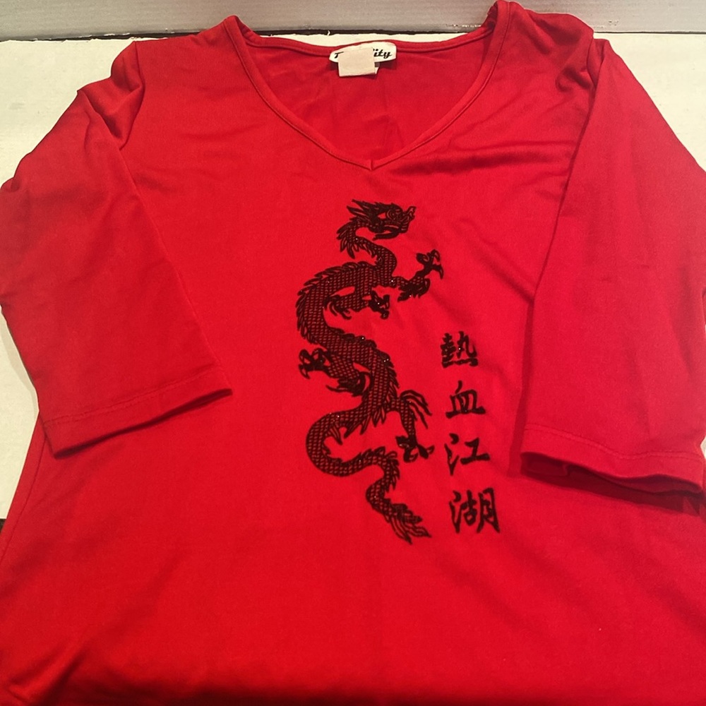 Vintage Rave City Red V-Neck T-shirt with Black Dragon